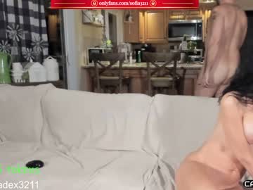 Naked cam couple sofia3211 image #1300450