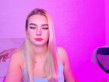 Naked cam girl 8a8y_nura image #1300722