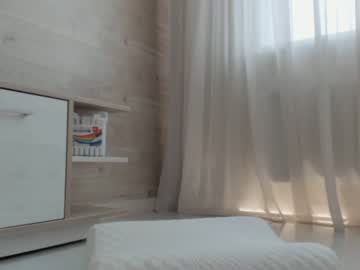 Naked cam girl meryfoxxx image #1610935