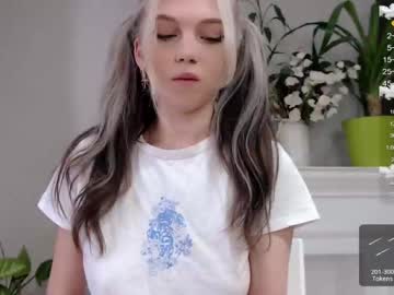 Naked cam girl small_blondee image #2273404