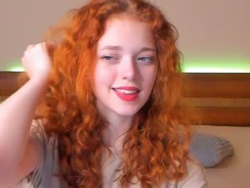 Naked cam girl olivia_garden image #2322265