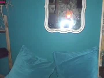 Naked cam girl lilbeccaxo image #2943911