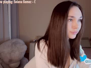 Naked cam girl hollyextra image #1915632