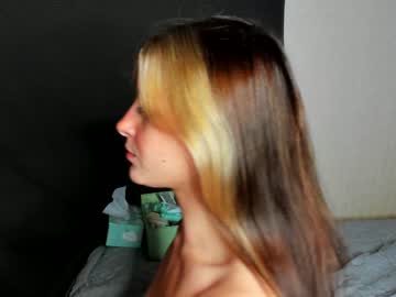 Naked cam girl liass_molly image #190004