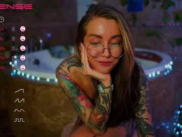 Naked cam girl nickyneck image #3907738