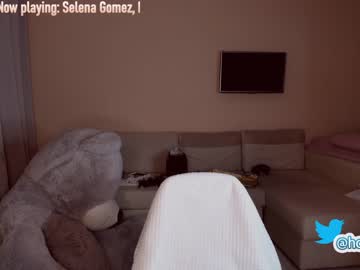 Naked cam girl hollyextra image #1844034