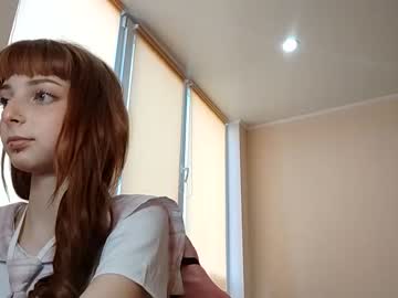 Naked cam girl lit1le_kitty_ image #1747554