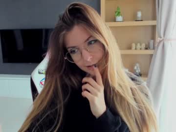 Naked cam girl cassy_cum image #1475688