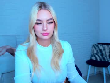 Naked cam girl 8a8y_nura image #1825501