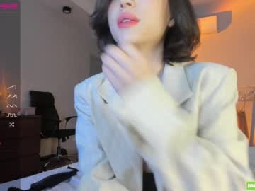 Naked cam girl hee_jin image #2899823