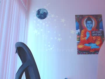 Naked cam girl petitebrat image #335483