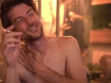 Naked cam man charlieonline image #546648