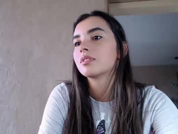 Naked cam girl nika_la image #2422927