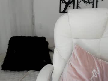Naked cam girl hope_daily image #961531