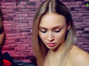 Naked cam couple loveramini image #1021709