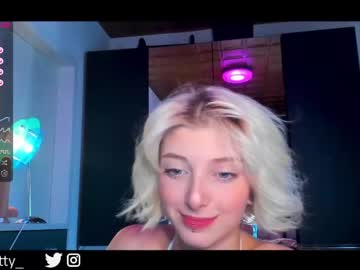 Naked cam girl lit1le_kitty_ image #2716233