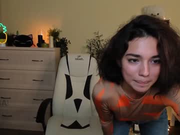 Naked cam girl ella_flar_ image #2833740