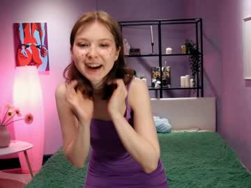Naked cam girl silk_geisha image #2023825
