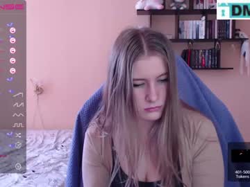 Naked cam girl minnie_olson_ image #3661697
