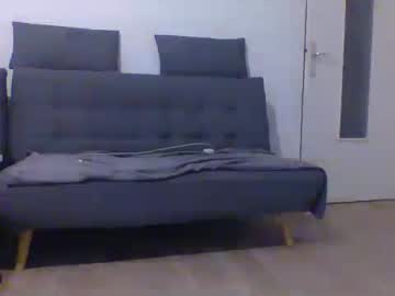 Naked cam girl tuguesa image #2104297