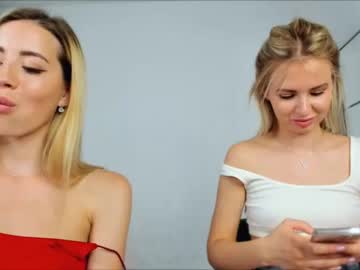 Naked cam girl emmi_rosee image #2084605