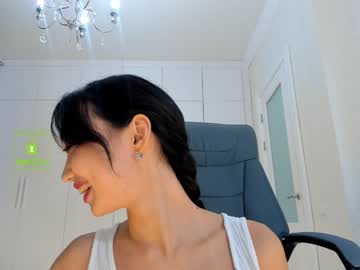 Naked cam girl lee_yoona image #68606