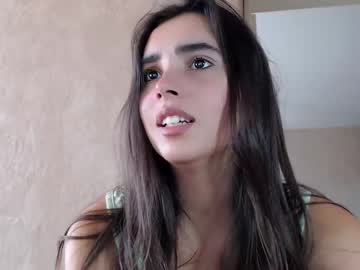 Naked cam girl nika_la image #2495915