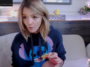 Naked cam girl ginger_pie image #2340762