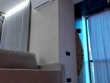 Naked cam girl angella_kleee image #2759070