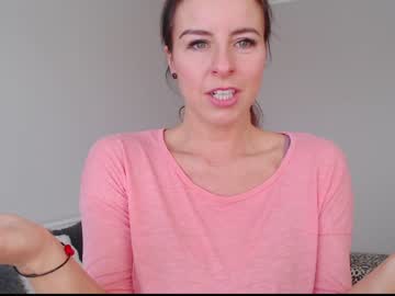 Naked cam girl emerald_kittycat image #3469305