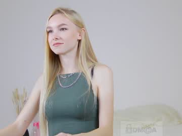 Naked cam girl olivia__evans_ image #2632678