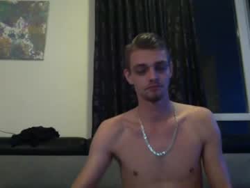 Naked cam man yeyo046 image #466012