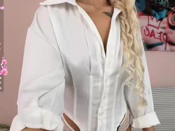 Naked cam girl jollly_belle image #4040186