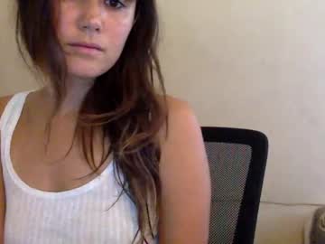 Naked cam girl ericarae91 image #1946221