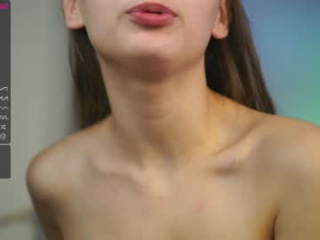 Naked cam girl dainty_bit image #2831389
