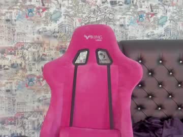 Naked cam girl angelina_new image #2025946