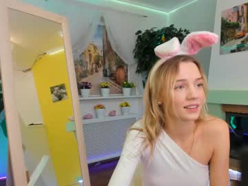 Naked cam girl xoanetta image #484559