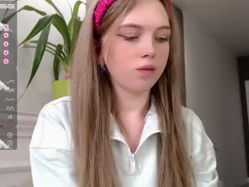 Naked cam girl small_blondee image #2099497