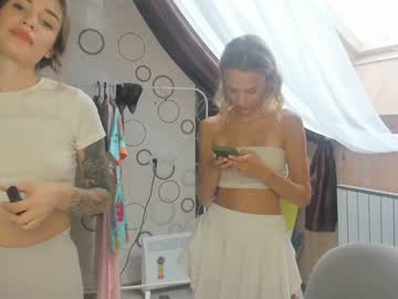 Naked cam girl xoanetta image #2501718