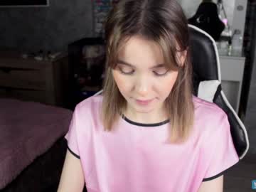 missmika_ naked cam