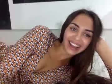 Naked cam girl camelia_caramel_ image #1874145