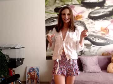 Naked cam girl jennycutey image #2278226