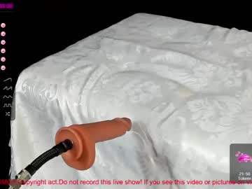Naked cam couple milf_viktoria image #1080090