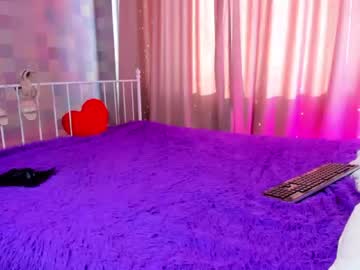 Naked cam girl mia_garc1a image #3762117