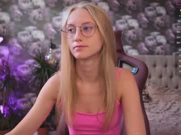 Naked cam girl angeellina image #2135914