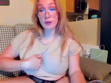 Naked cam girl cheryl_blossom_ image #1577318