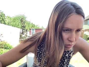 Naked cam girl eatmypie69 image #1985401