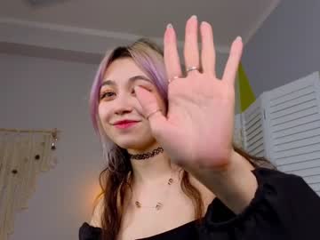 Naked cam girl y_u_m_i_k_a image #3561472