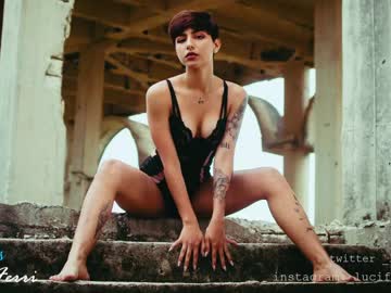 Naked cam girl lucia_ferri image #1791520