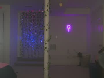 Naked cam girl crimsonxrapture image #1572308